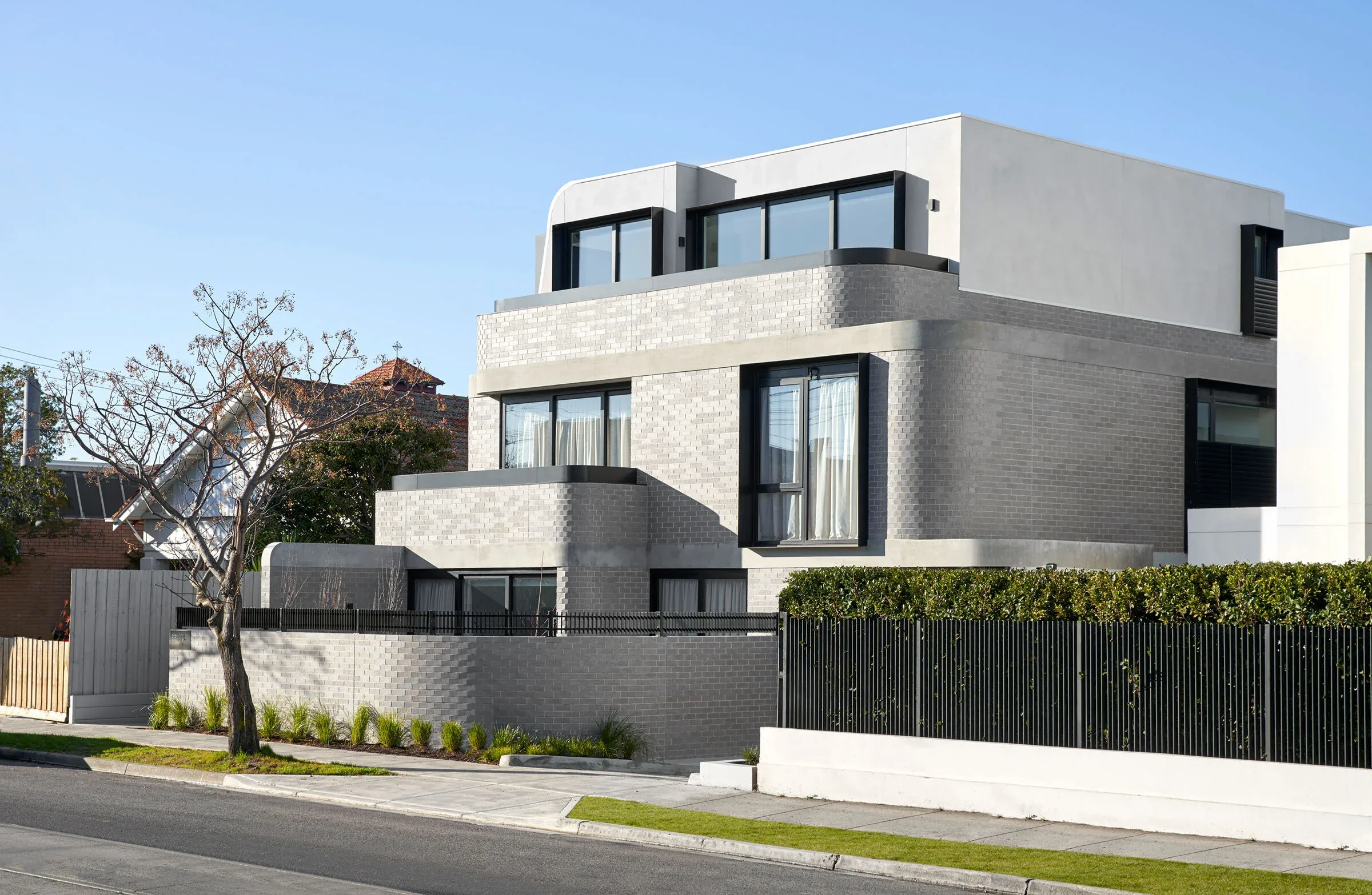 Glenhuntly Road residences in Caulfield South
